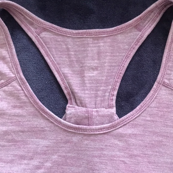 Lululemon Racerback Tank Singlet - Picture 2 of 4
